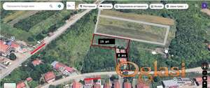 Veliki plac na 400 m od Tri tiganja sa objektima